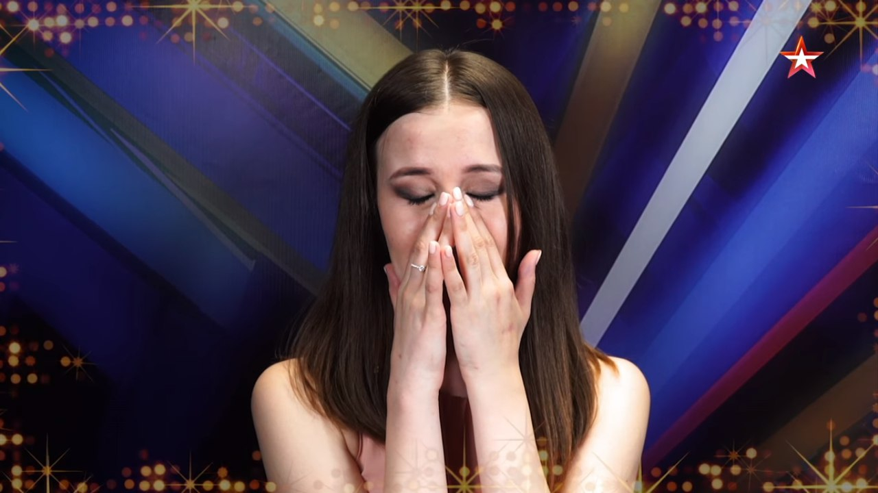 Йошкаролинка расплакалась после своего выступления на федеральном телеканале