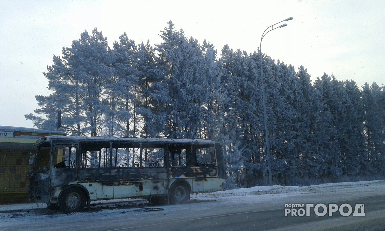 В Марий Эл сгорел автобус