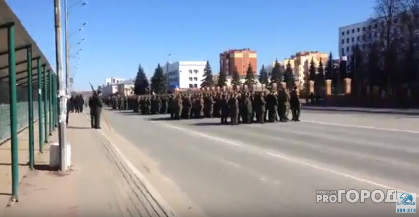 В Йошкар-Оле начались репетиции парада Победы (ВИДЕО)