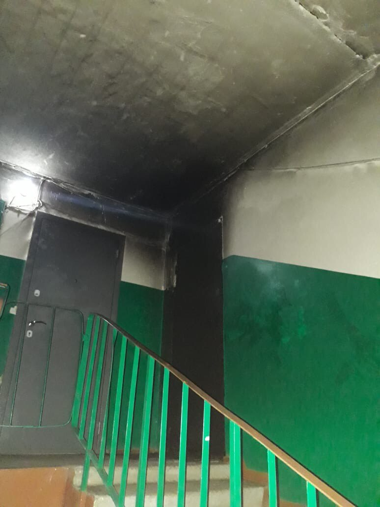 В Йошкар-Оле неизвестные чуть не спалили квартиру