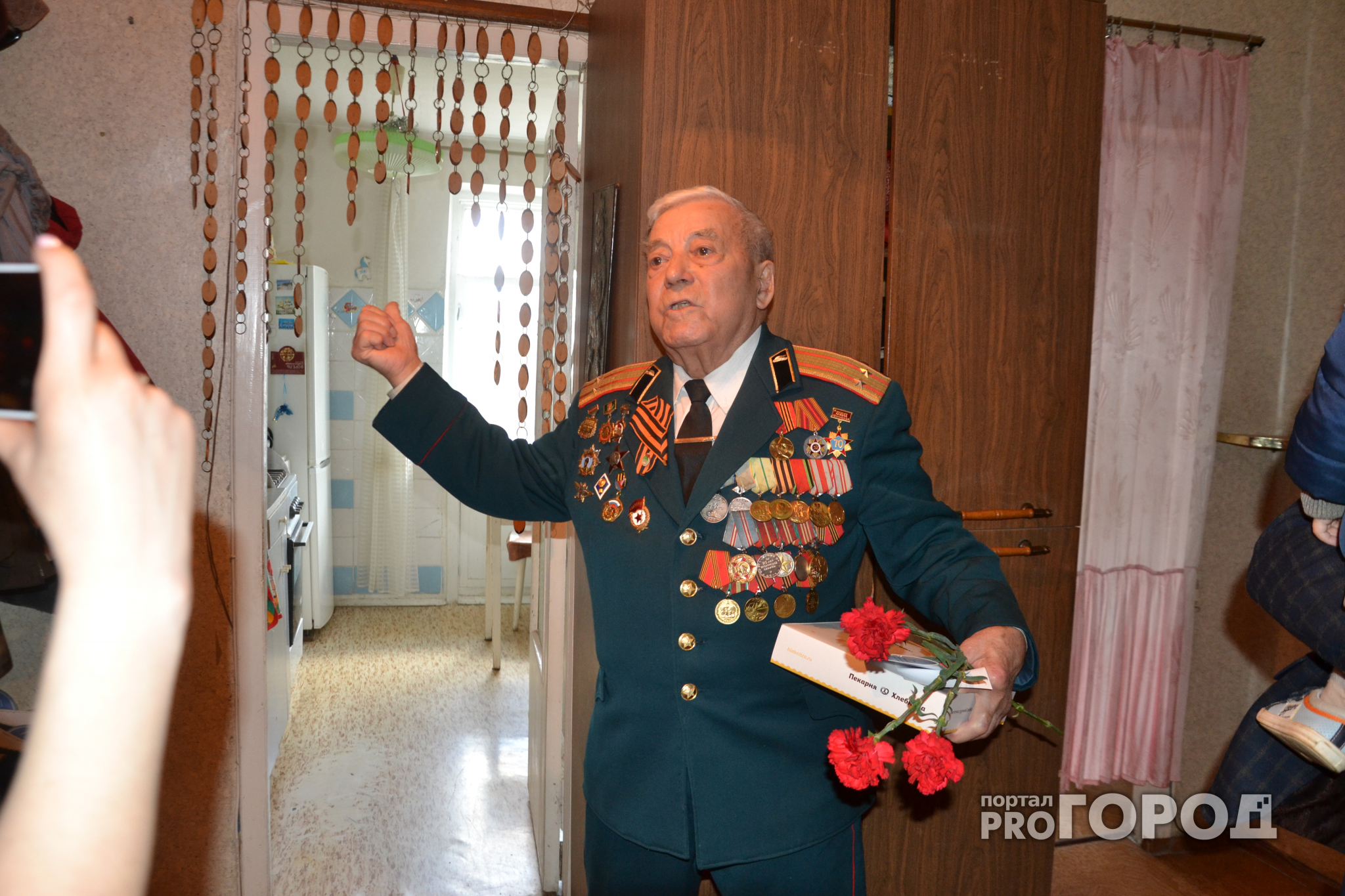 Газета «Pro Город Йошкар-Ола» поздравила ветеранов с Днем Великой Победы