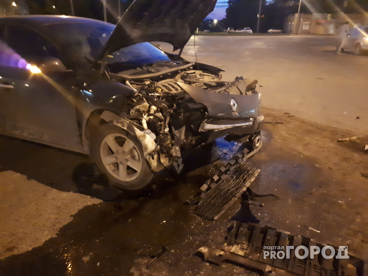 Серьезная авария в Йошкар-Оле: за рулем иномарки сидел 15-летний подросток?
