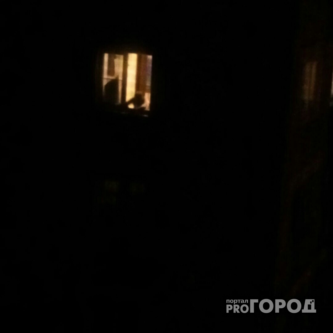 В Йошкар-Оле ночью мужчина выпал из открытого окна