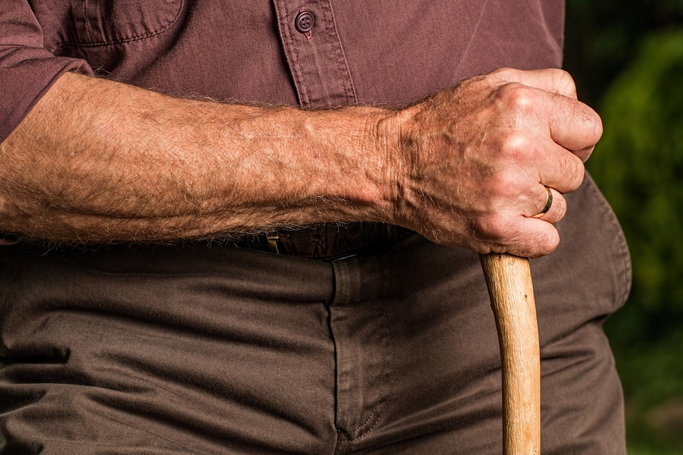 Пожилые йошкаролинцы жалуются, что по утрам их не пускают в Пенсионный фонд