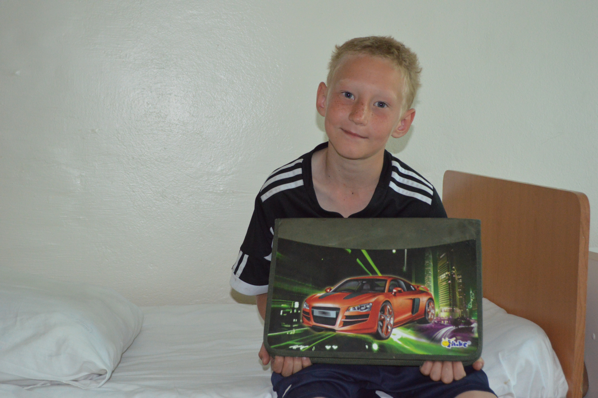 "Я хочу найти семью": 10-летний Вадим ждет, что за ним придет любящая мама