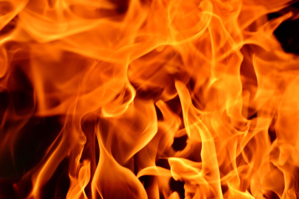 Пожар в пригороде Йошкар-Олы: огнеборцы нашли тело хозяина на полу в квартире
