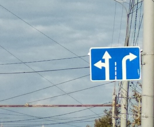 Светофор в Йошкар-Оле на бульваре Чавайна не «сломанный»?