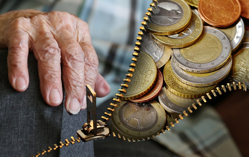 Госдума решила продлить заморозку накопительной пенсии