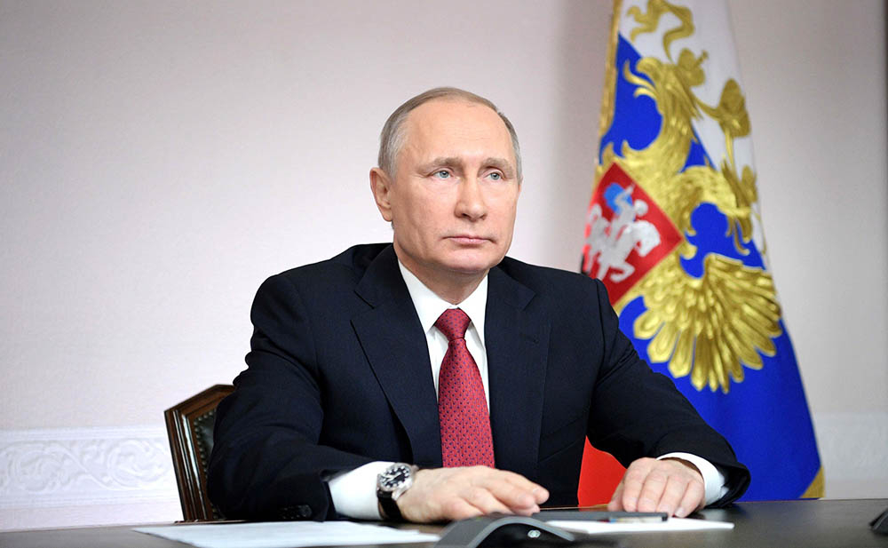 Владимир Путин упростил получение льгот по оплате ЖКХ