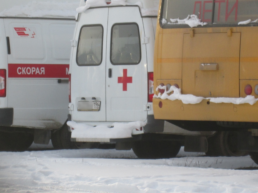 Автомобилями скорой помощи, которые "гниют" на стоянке в Йошкар-Оле, заинтересовался депутат