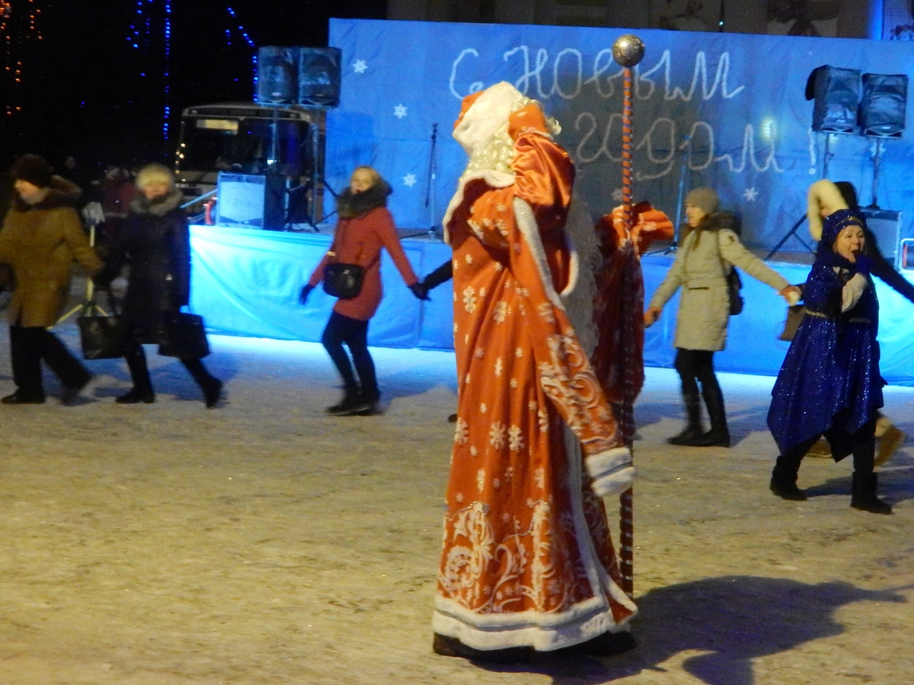 Дед Мороз зажег огни на главной «красавице» Йошкар-Олы