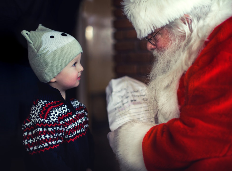 Йошкаролинцы могут подарить новогоднее чудо для детишек без семьи