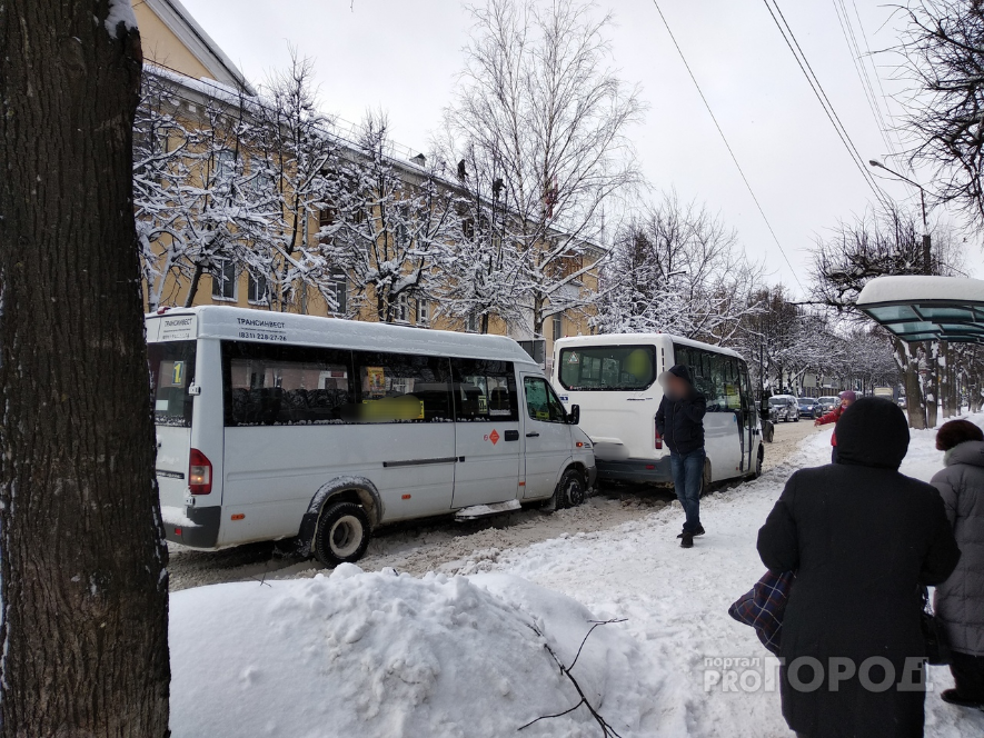 Подробности ДТП на остановке Йошкар-Олы, где "поцеловались" маршрутки