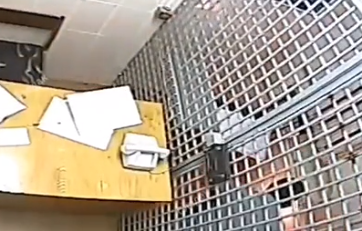 Йошкаролинец в камере поджег свое уголовное дело на глазах у следователя (ФОТО)
