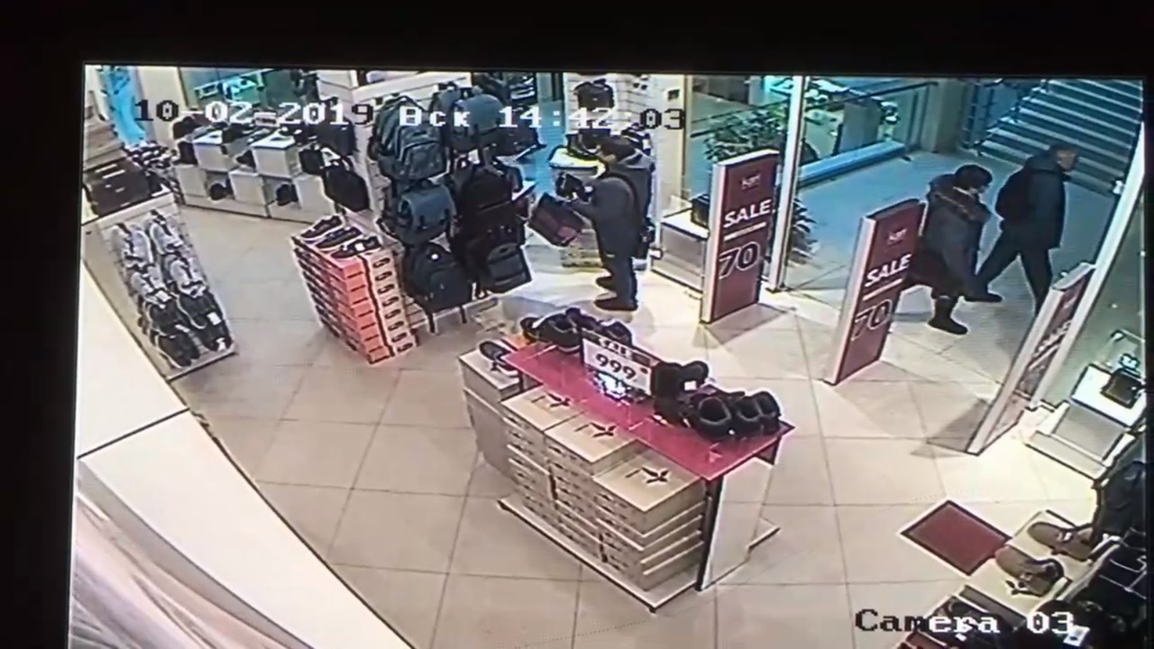 Кража в торговом центре Йошкар-Олы попала в объективы видеокамер (ВИДЕО)