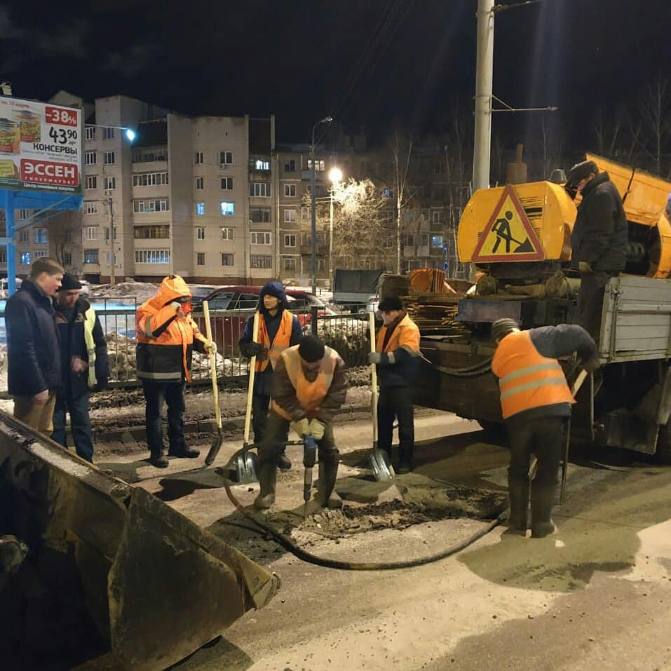 В Йошкар-Оле начался сезон по ремонту дорог