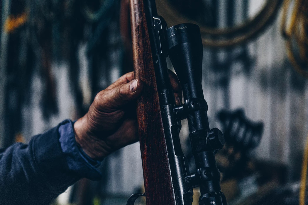 На оцепленной территории в Йошкар-Оле полицейские нашли «боевое» оружие