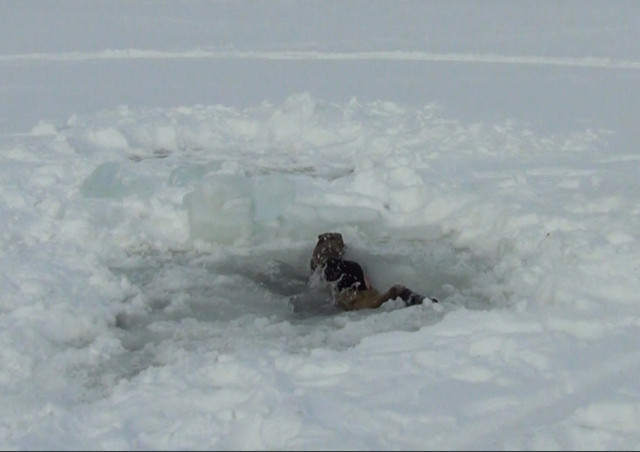 Трагедия: житель Марий Эл утонул, провалившись под лед