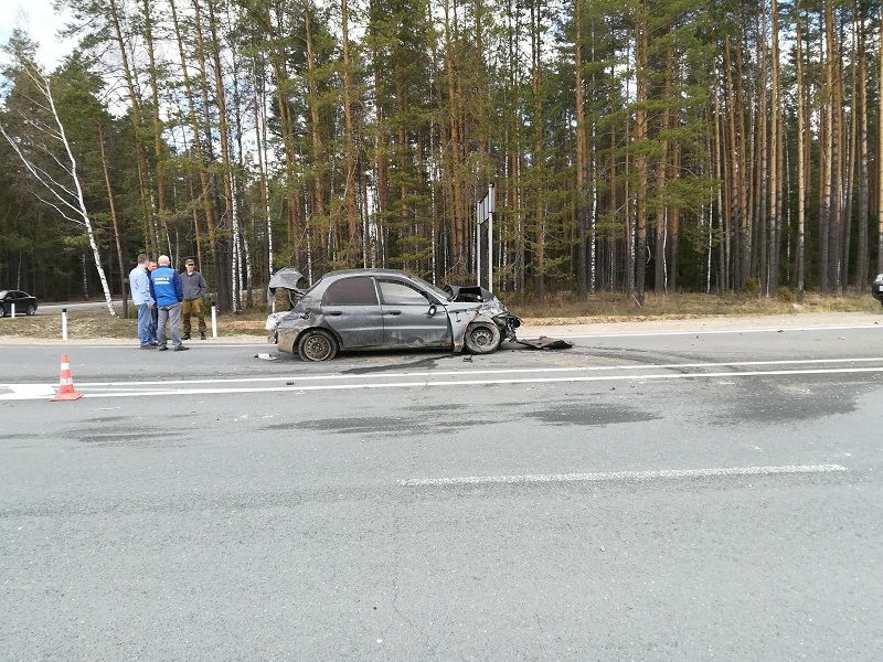 На Казанском тракте в Марий Эл внедорожник отправил пассажирку легковушки в больницу