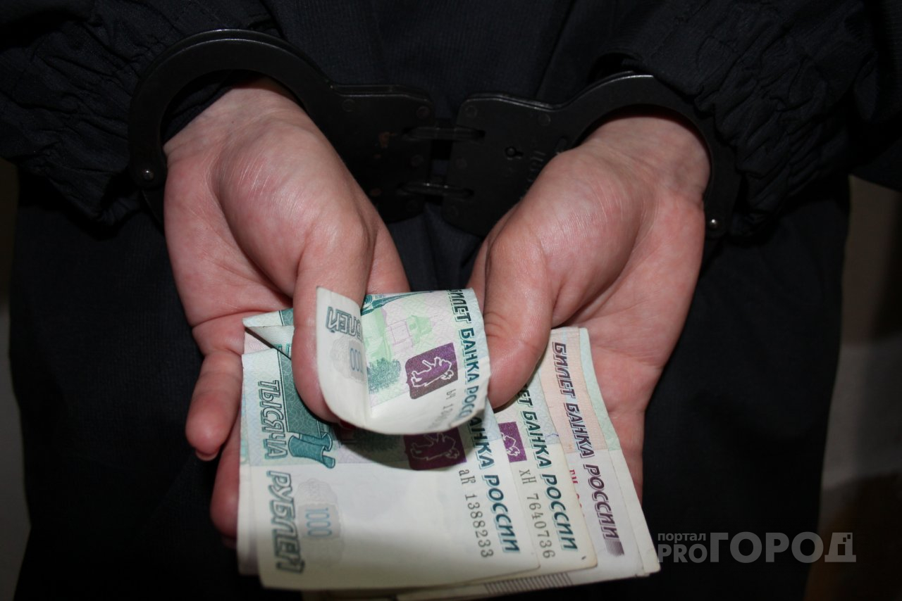 В Марий Эл экс-инспектор ГИБДД взял 40 тысяч рублей за "пьяное вождение"