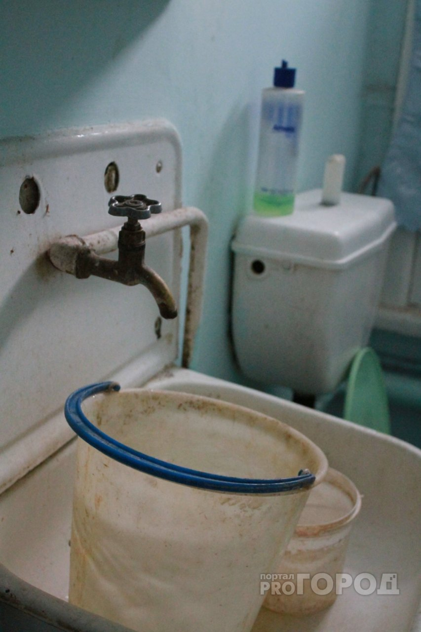 Очередная проблема жителей Звенигова: более 11 тысяч жителей остались без воды