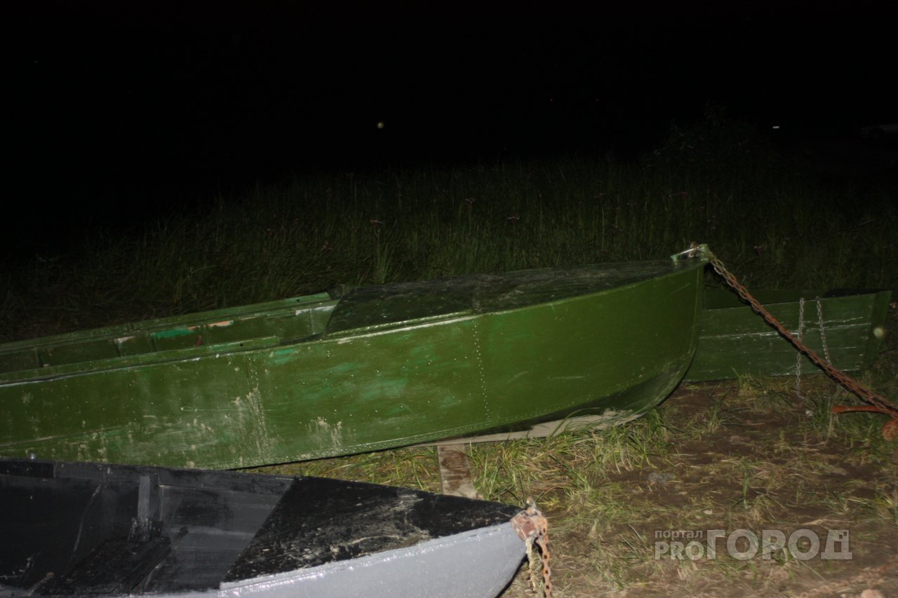 В Йошкар-Оле трое друзей перевернулись на лодке: есть погибший