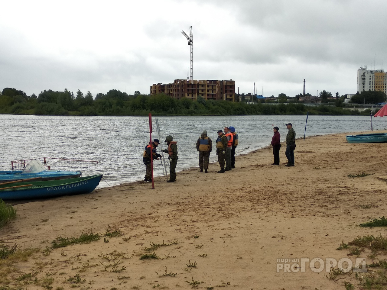 В Йошкар-Оле трое друзей перевернулись на лодке: спасатели нашли тело утонувшего