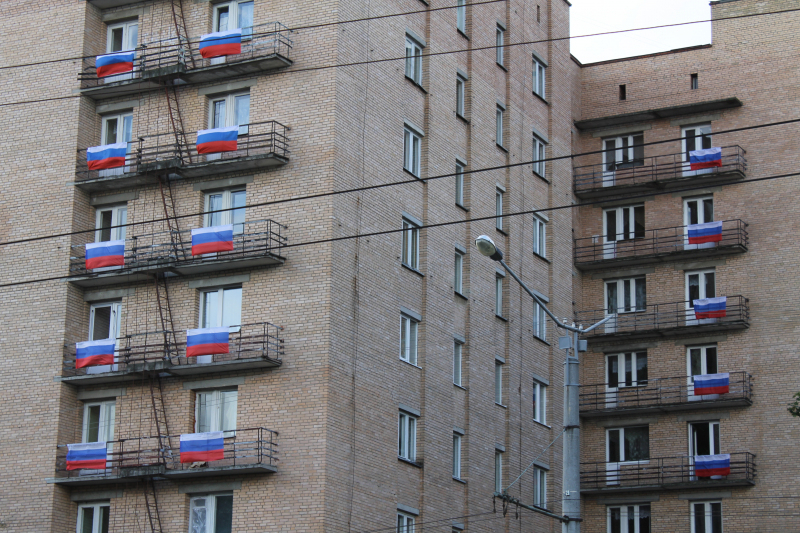 День флага России: поздравление главы Марий Эл, эстафета на улицах и необычные случаи