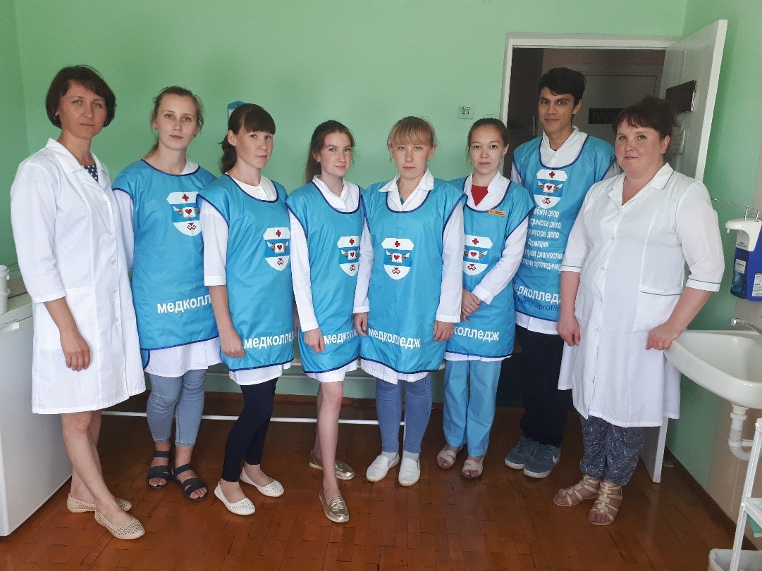 Медики-волонтеры принесли добро в село Звениговского района