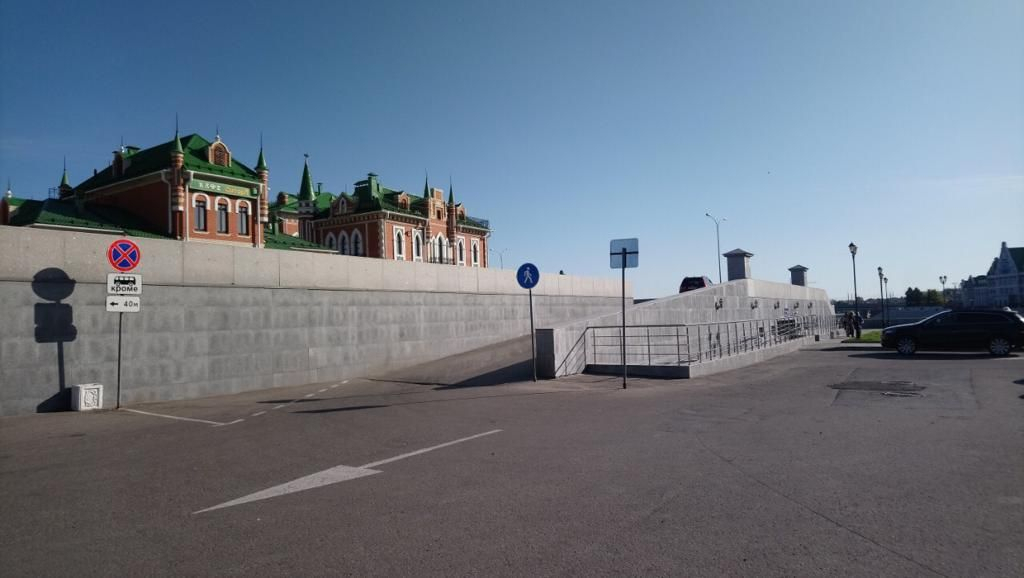 Неизвестные украли новый дорожный знак на Архангельской Слободе в Йошкар-Оле