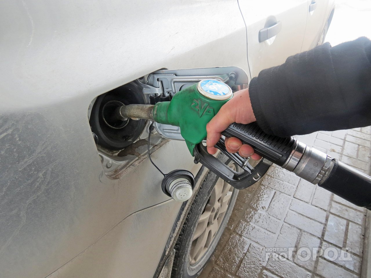 Из-за роста цен на бензин жители Марий Эл отказываются от своих "железных коней"