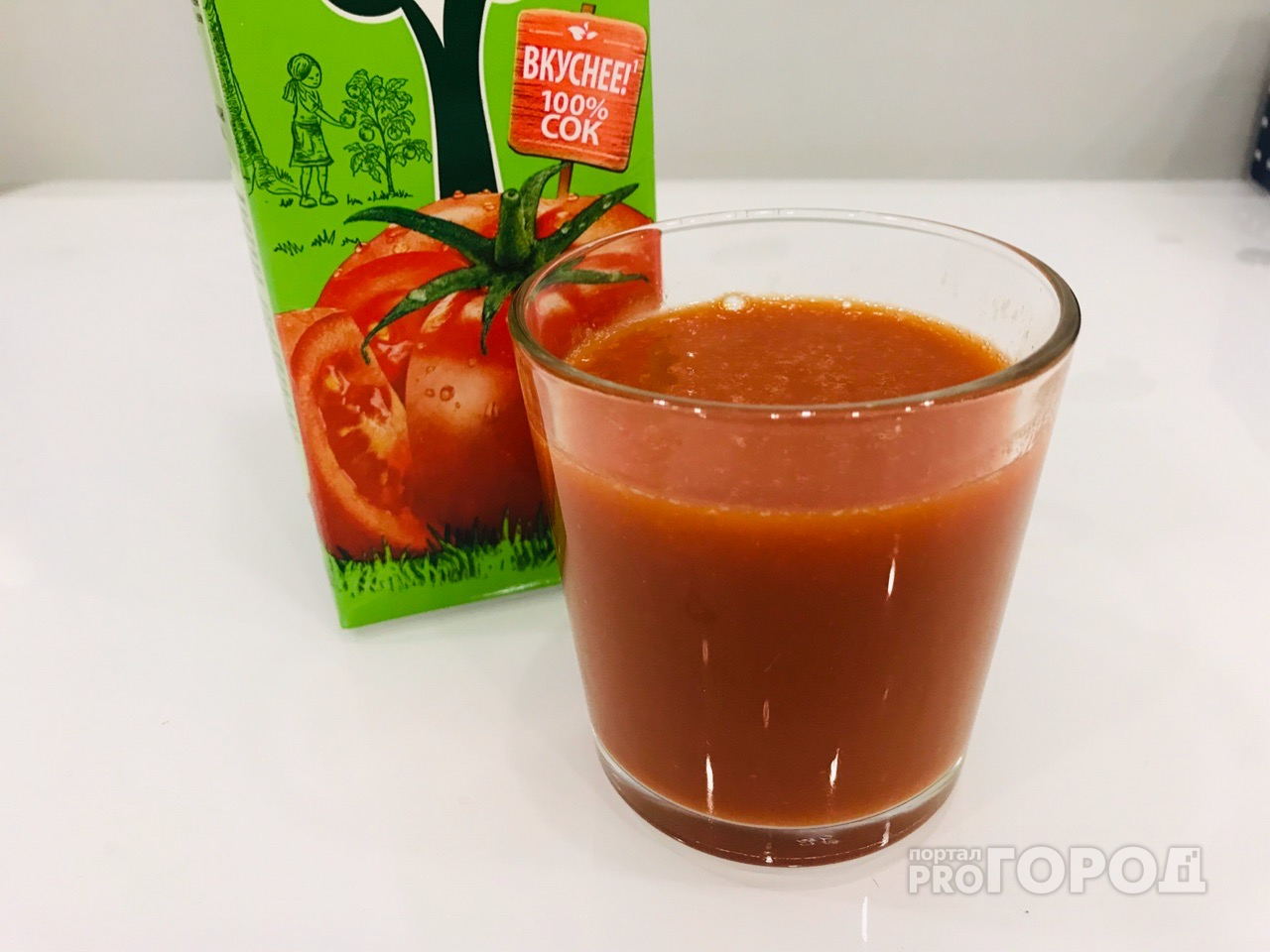 Российский диетолог предупредил об опасных свойствах томатного сока