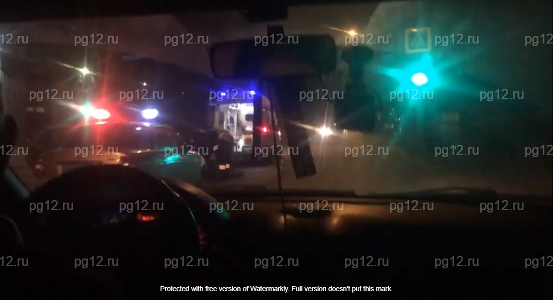 «Влетел в лобовое стекло»: в Йошкар-Оле среди ночи сбили пешехода