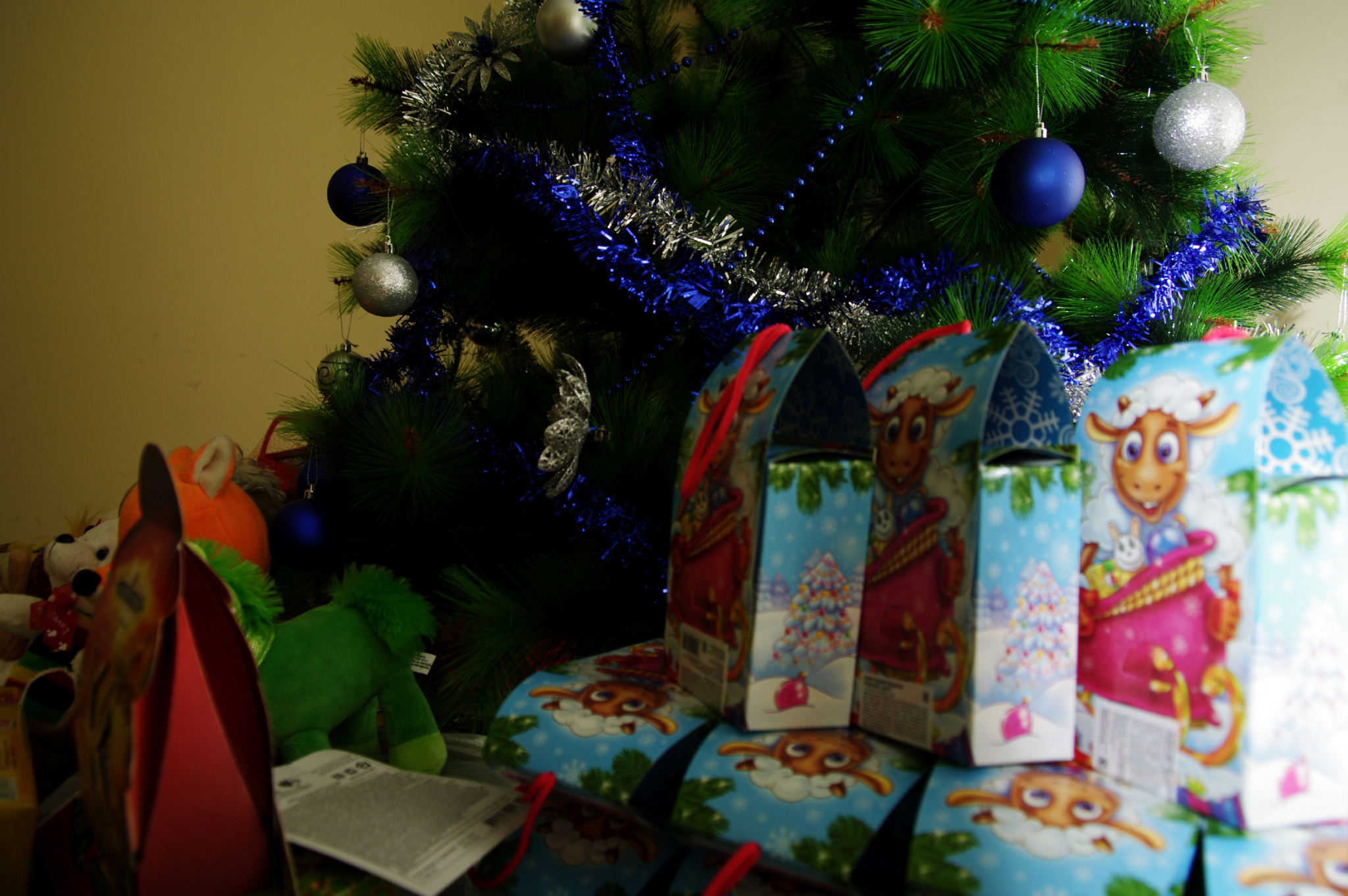 Для жителей Марий Эл открыли «горячую линию» по вопросам выбора новогодних подарков