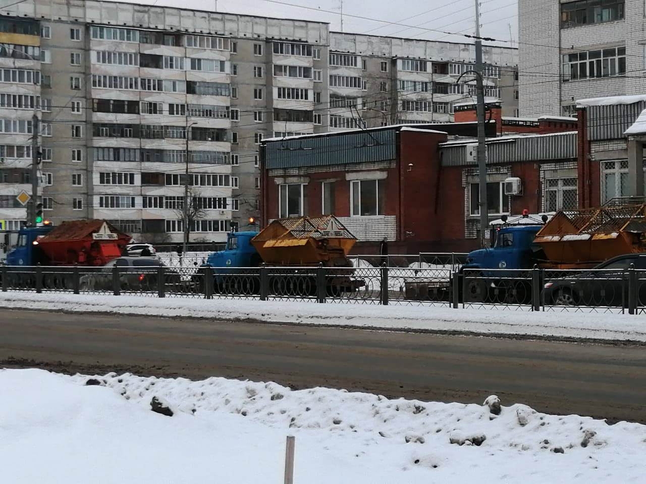 Из Йошкар-Олы вывезли более 2000 кубометров снега за новогодние праздники