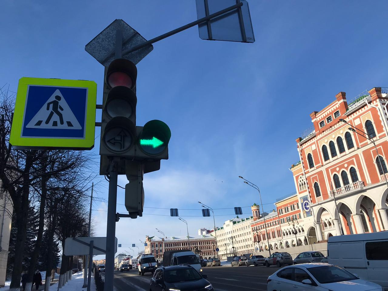 На улицах Йошкар-Олы появились «умные» светофоры