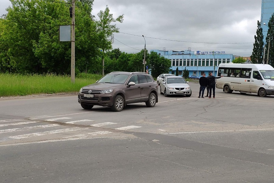 Дорожные полицейские в Йошкар-Оле разыскивают очевидцев ДТП