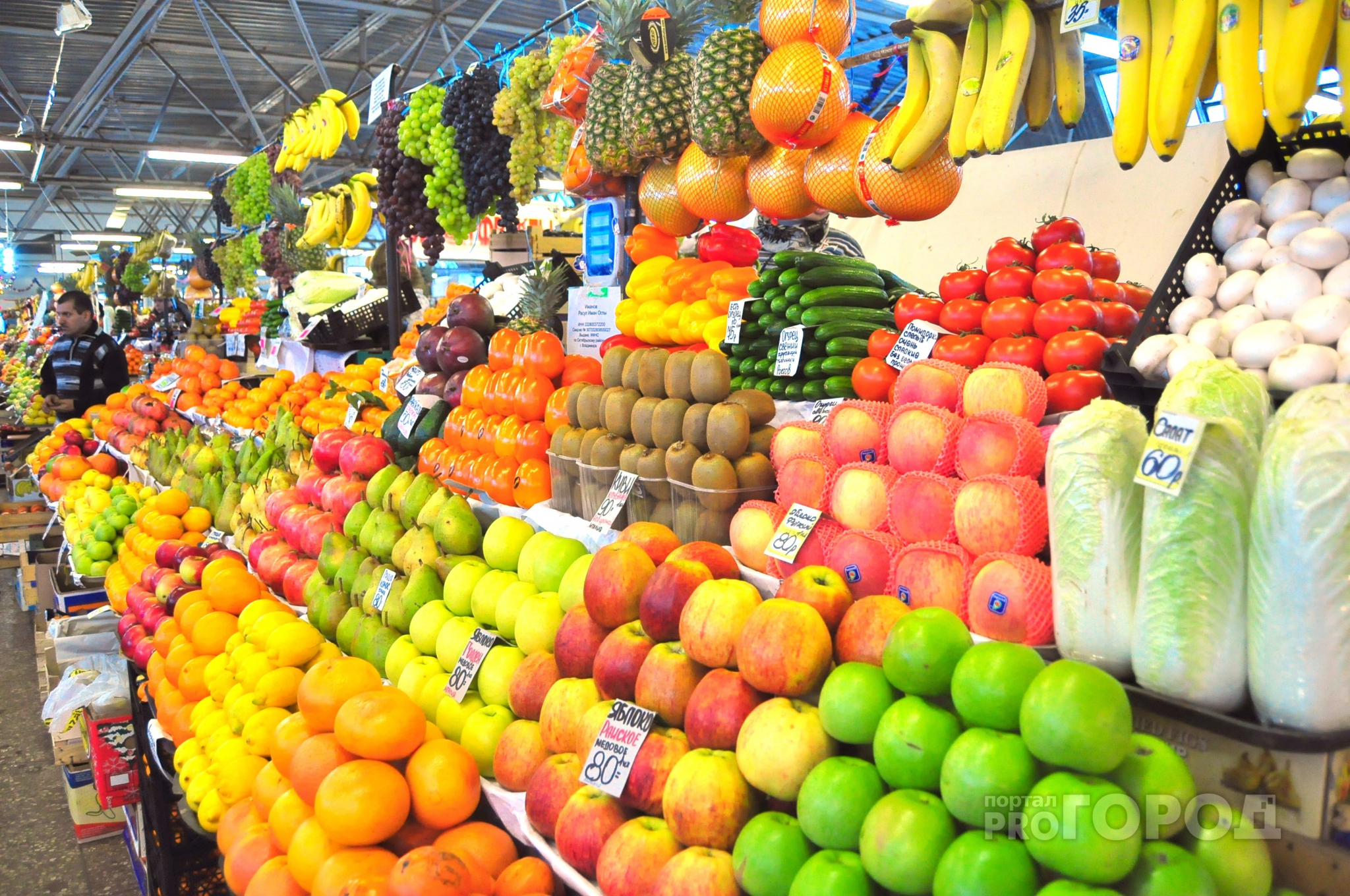 Советы для йошкаролинцев: как на рынке выбрать вкусные овощи, ягоды и фрукты