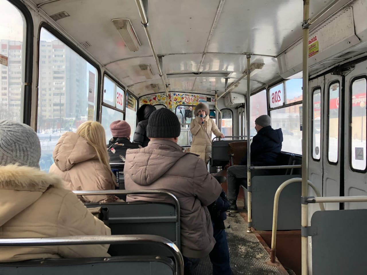 По Йошкар-Оле ездят экскурсионные троллейбусы