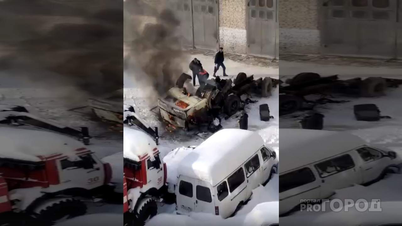 В центре Йошкар-Олы горит грузовик