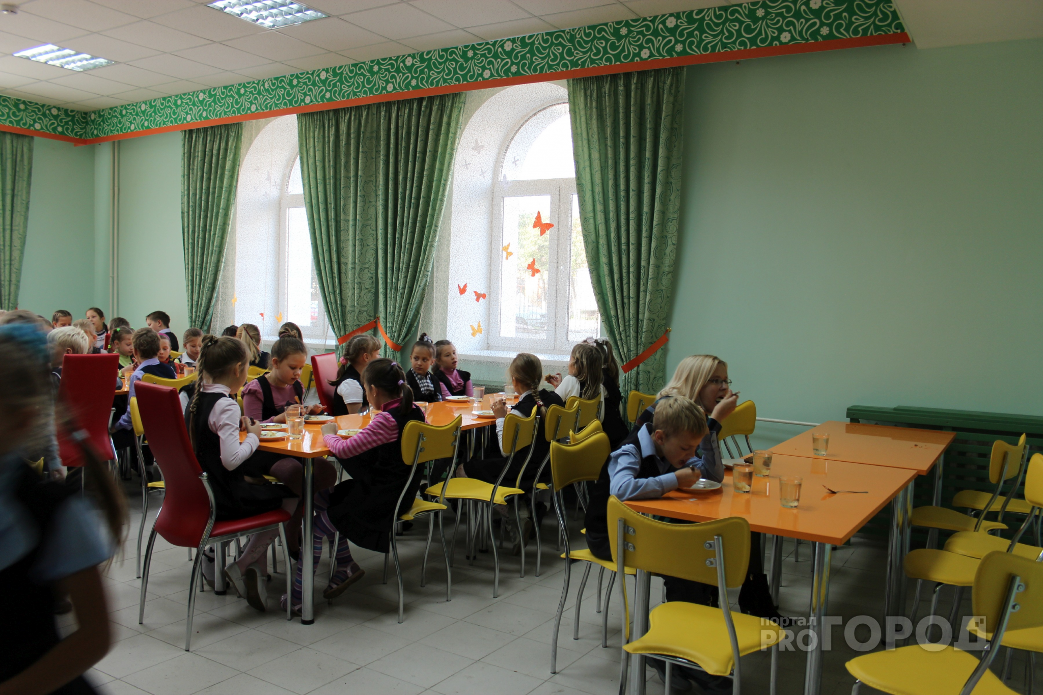 В одной из йошкар-олинских школ родители больше не дают детям наличные на обеды