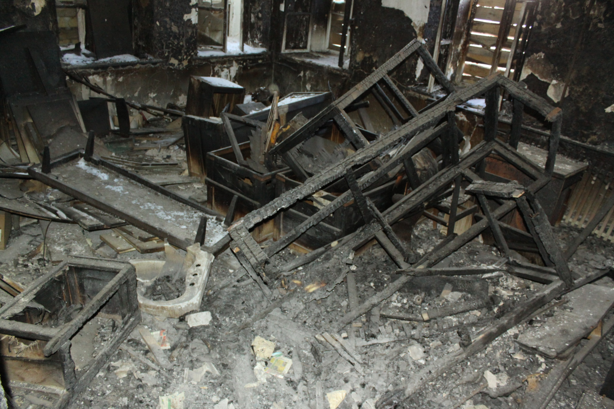 Житель Марий Эл погиб в страшном ночном пожаре в многоквартирном доме