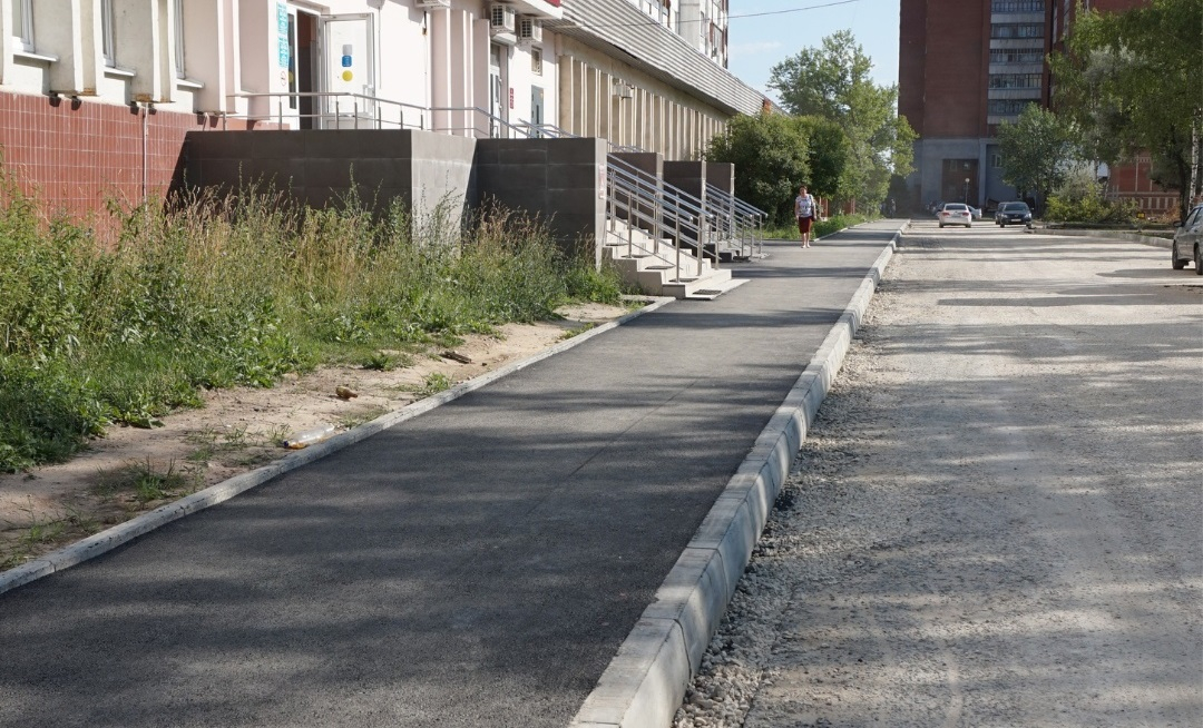 В Йошкар-Оле обновили тротуары на улице Эшкинина