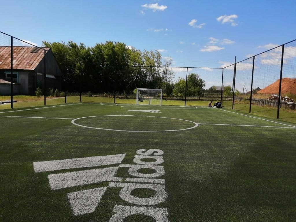 Благодаря фильму Юрия Дудя, в одной из школ Марий Эл появилась современная футбольная площадка