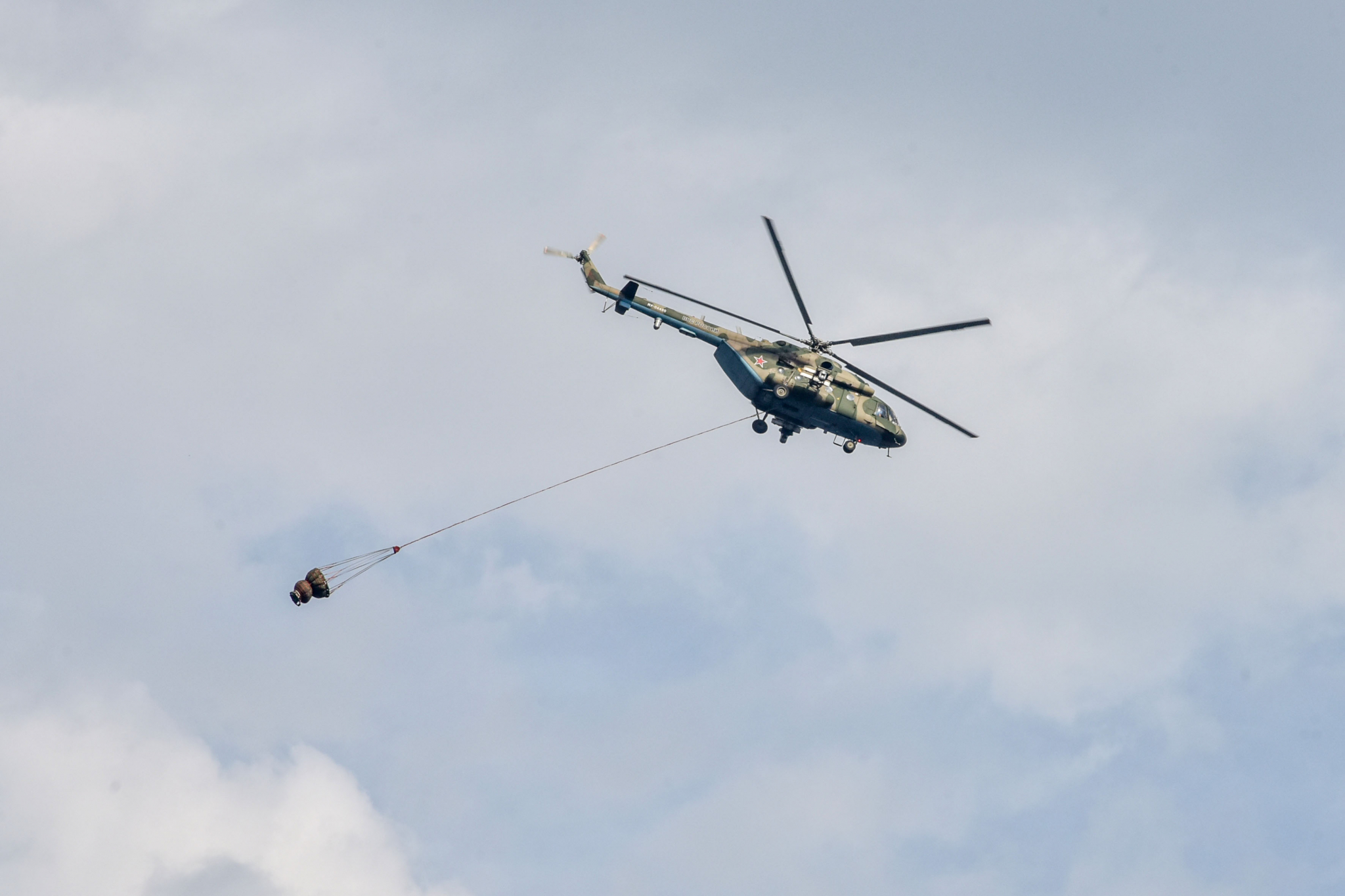 Над тушением пожара в Марий Эл работают 4 вертолета