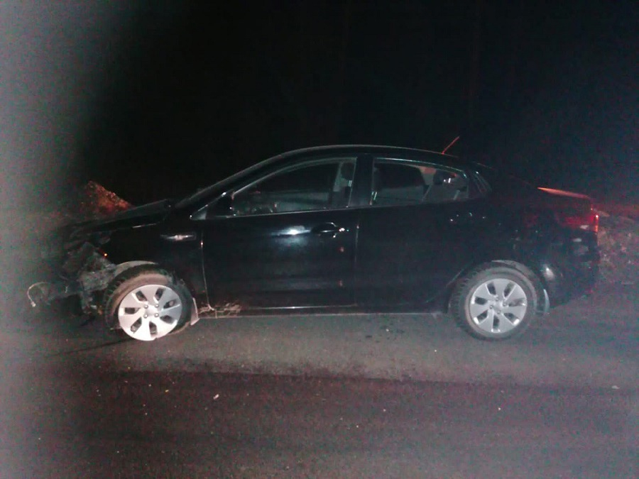 «На дороге были ремонтные работы»: В Йошкар-Оле мужчина «вылетел» на обочину на своей машине