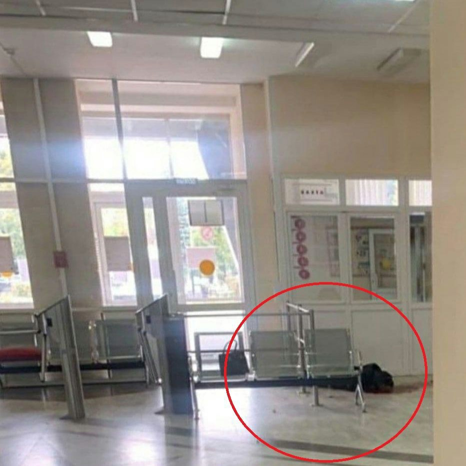 Охранник, стоявший на посту в день стрельбы в Пермском университете, выжил после выстрела в голову