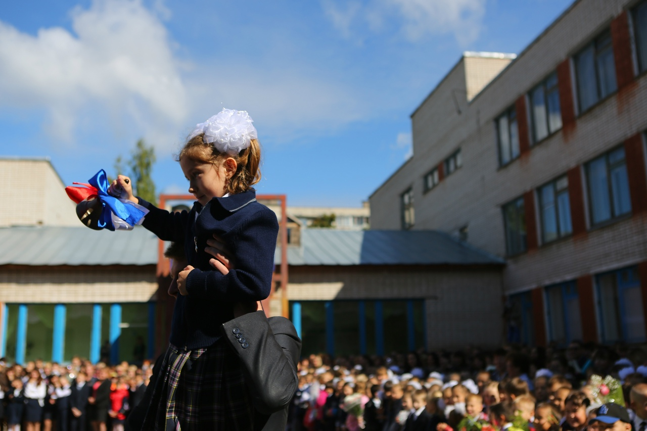 Минпросвещения планирует объявить в России дополнительные школьные каникулы