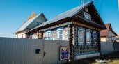 Избушка из Марий Эл оказалась в рейтинге самых необычных домов России