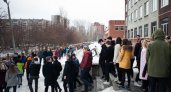В Екатеринбурге произошла массовая эвакуация из 93 школ